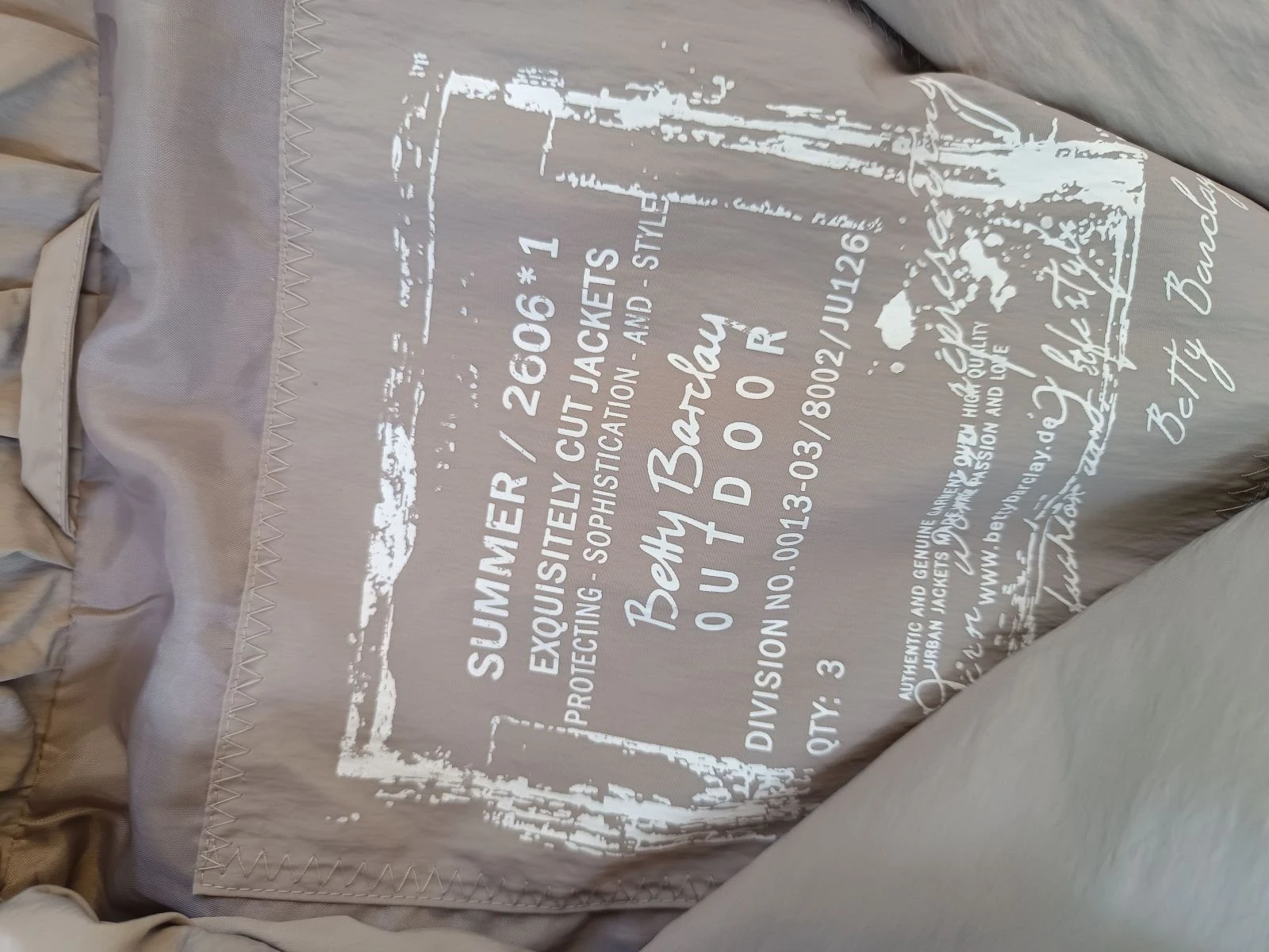 Betty Barclay trench coat size 38 – photo 4